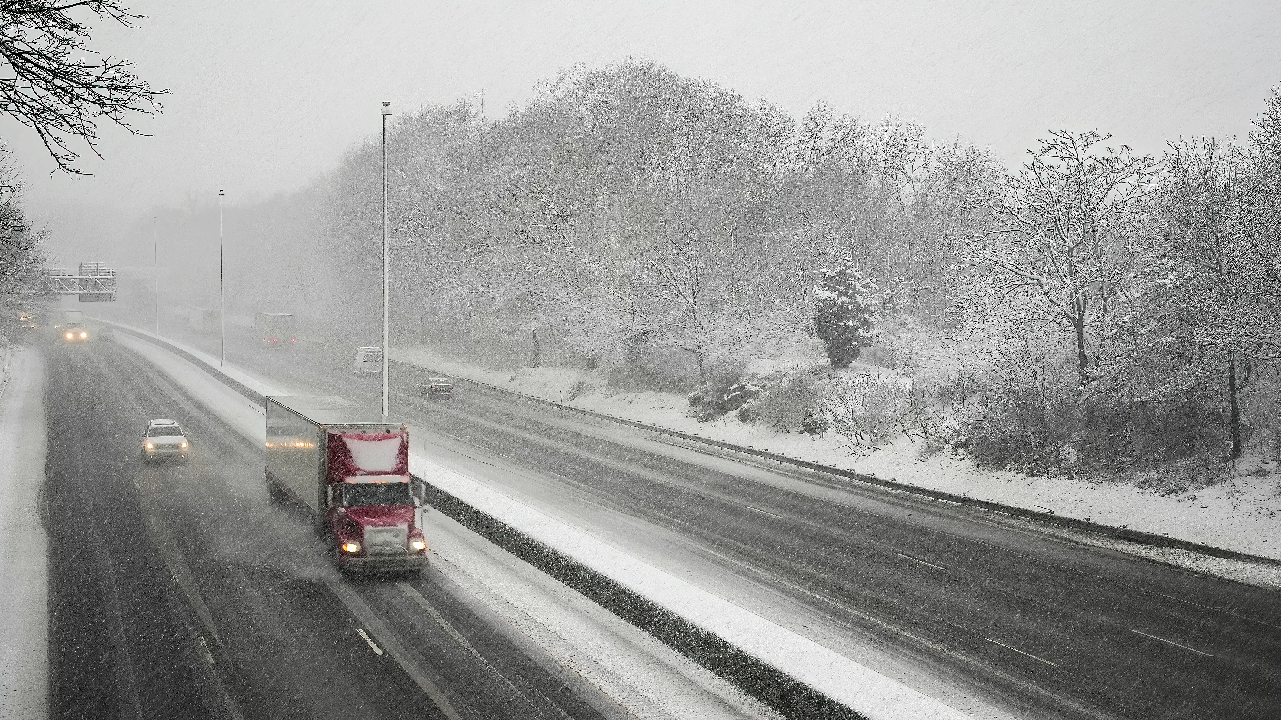 Winter Weather Warning as 12 Inches of Snow to Hit Northeast