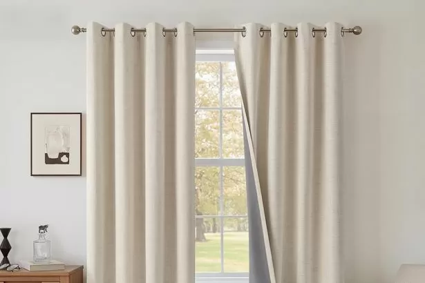 'Perfect' thermal blackout curtains 'far better than Dunelm' and less than £30