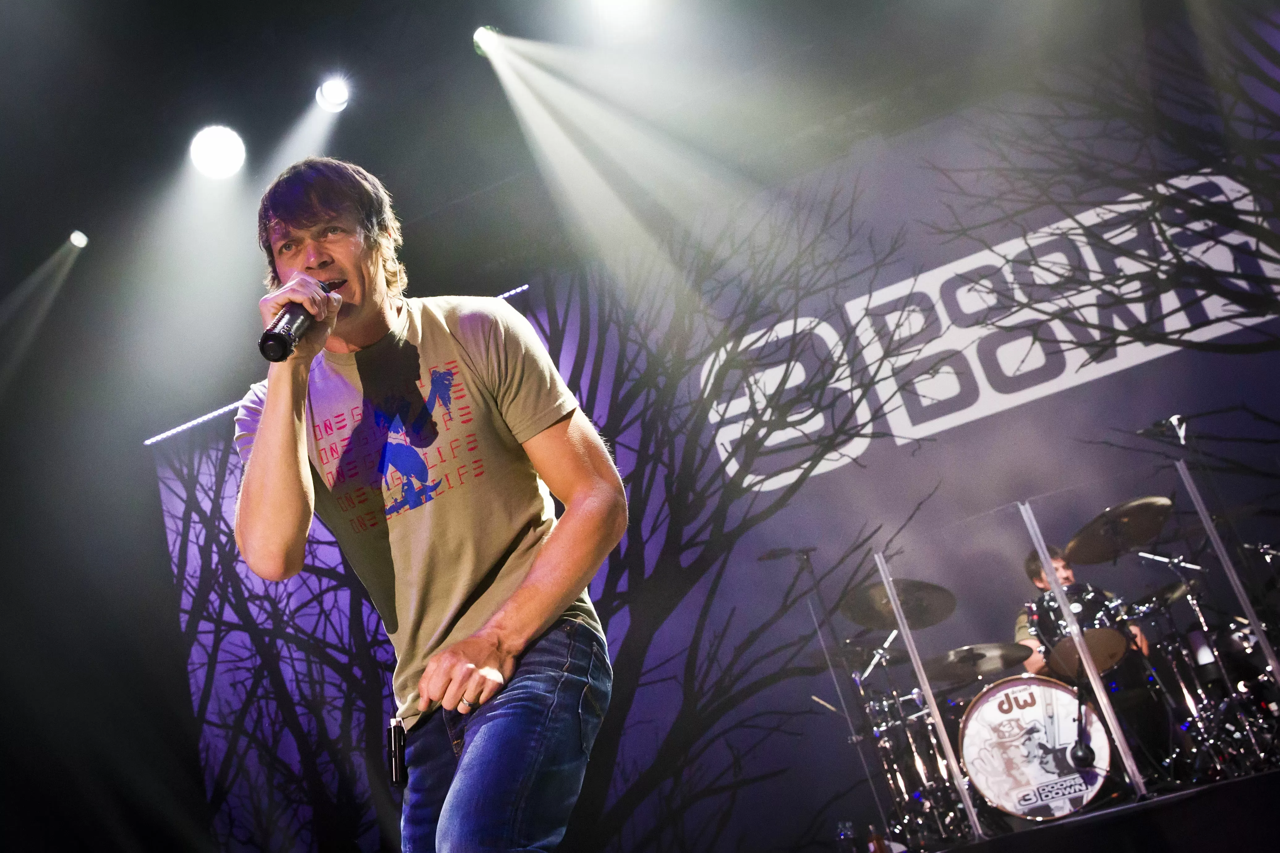 Brad Arnold, Lead Singer of 3 Doors Down, Dies at 47