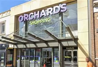 Customers ‘injured’ in alleged shopping centre ‘jewellery heist’
